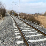 Železniční trať Boleráz - Smolenice - kompozitní zábradlí na propustku